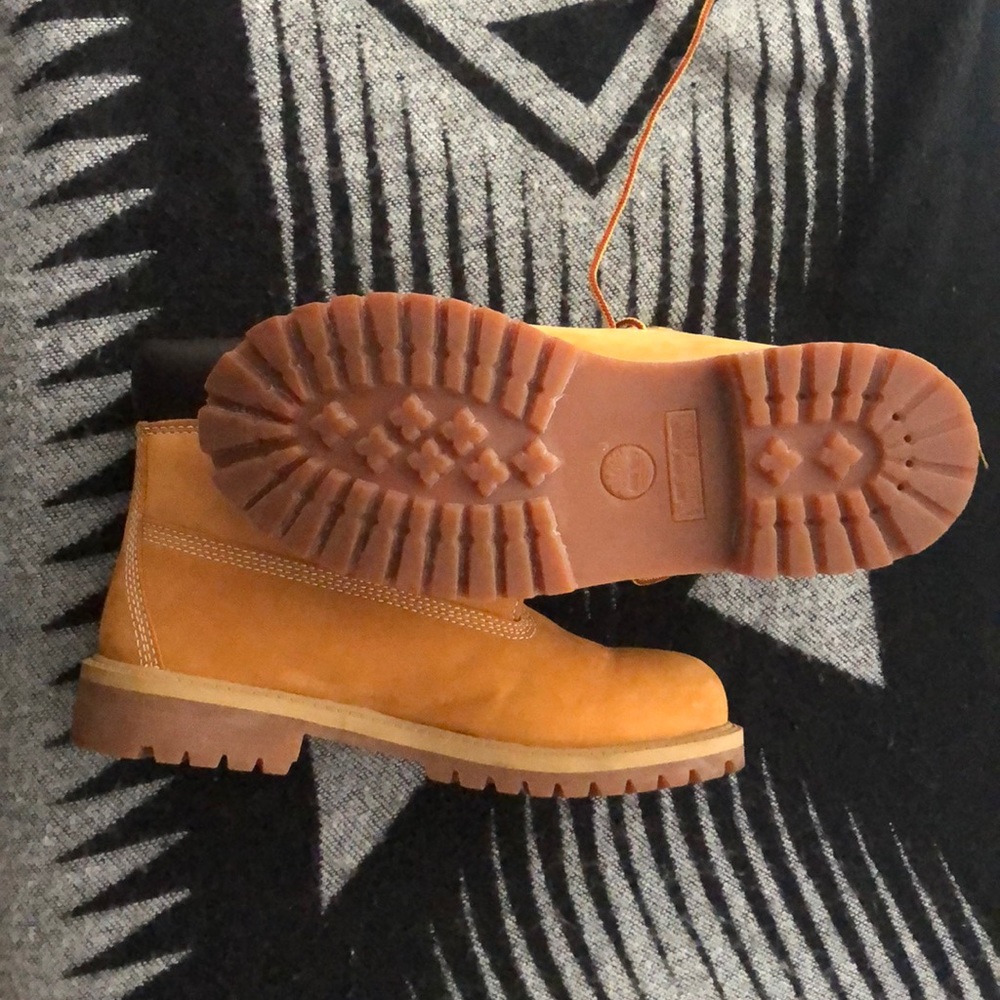 Timberlands - image 3